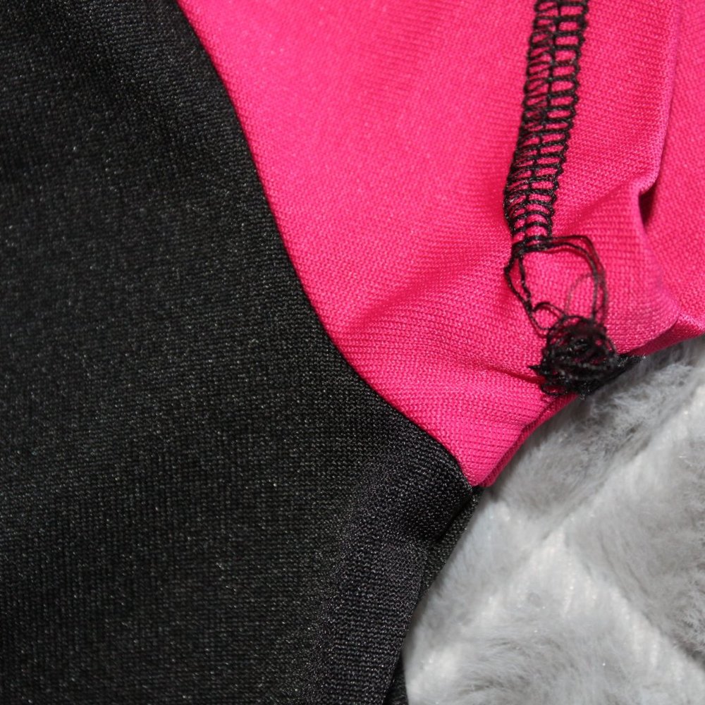 Puma Girls Black/Pink V-Neck Short Sleeve Top ~S~ - Picture 6 of 6